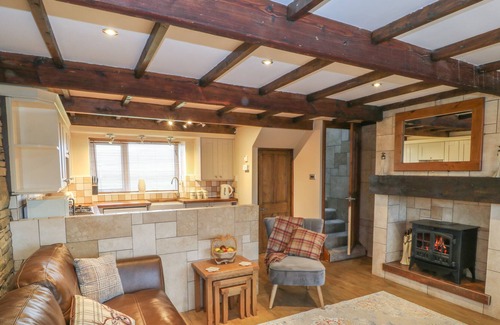 Ogden Casa | RAMBLERS COTTAGE, pet friendly in Thornton, West Yorkshire