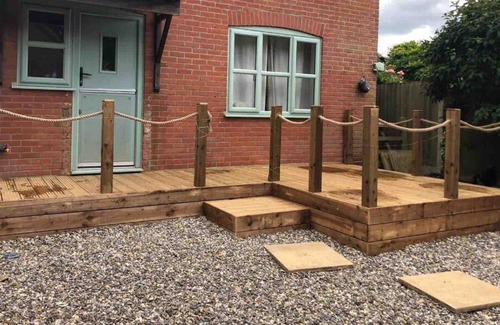 Saxthorpe Cabaña | Ramblers Retreat - Rural, dog friendly cottage.