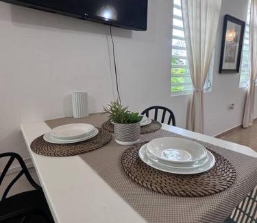 Maleza Baja Apartamento | Ramey Loft 3