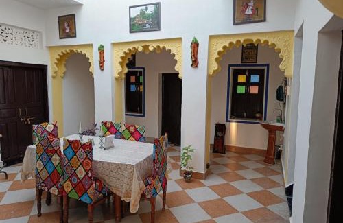 Talwas Cama Y Desayuno | Ramgarh Kesar Vilas, A Heritage Haveli