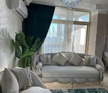 Al-'Atarin Apartamento | Raml Station Luxury Apartment with Amazing Sea View