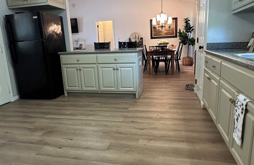 Northport Casa | The whole family will enjoy this stylish place!2 bedrooms/ 2 bathrooms-sleeps 7.