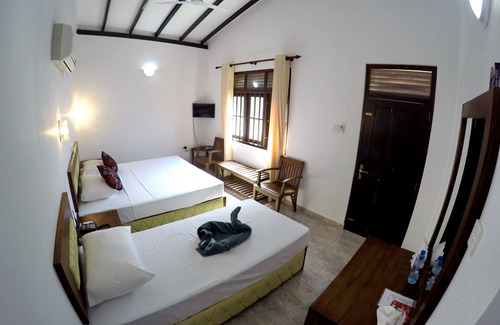 Ambalangoda Hotel | Ramon Beach Resort