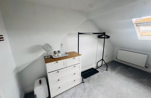 Woodside Casa | Ramonas Room