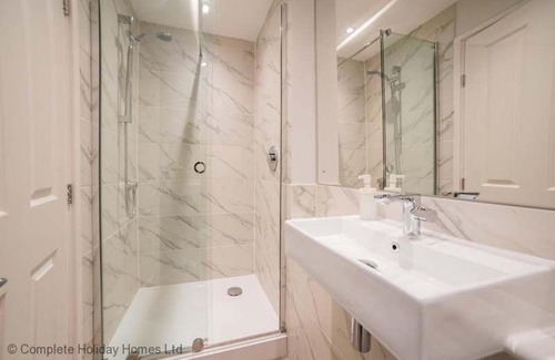 Gosport Casa | Rampart View