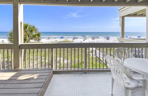 Sunnyside Condominio | Ramsgate Harbour 10 2 Bedroom Condo by Redawning