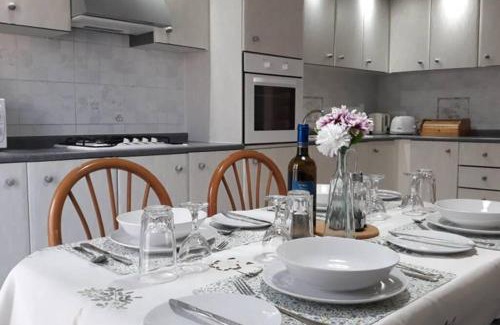 Marsaskala Apartamento | Ramzam - Spacious & Modern 3 bedroom apartment with roof terrace