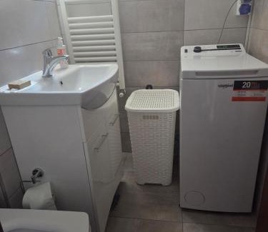 Hunedoara Apartamento | RaNaDa Residence