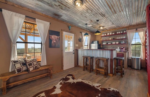 Blanco Casa | Ranch 33-Peaceful 20 ac Ranch w/Pool, Firepit