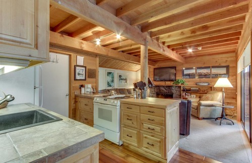Sunriver Casa | Ranch Cabin 12 | Discover Sunriver