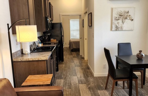 Tyler Cabaña | Ranch Cabin Modern Tiny home on beautiful Ranch!