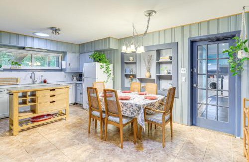 Irving Casa | Ranch-Style Home with Patio and Yard in Dallas Area