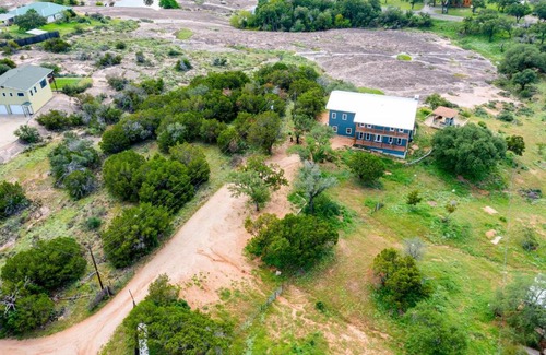 Buchanan Dam Casa | Ranchette Apartment- beach access small lake view