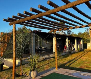 Alexania Casa | Rancho Contêiner Corumbá 4 - Interlagos Condominium