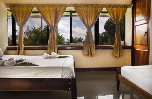 Bahía Drake Hotel | Rancho Corcovado Lodge