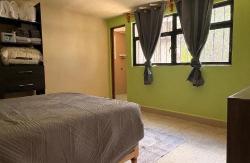 Jocotitlán Casa | Rancho Santa Mónica