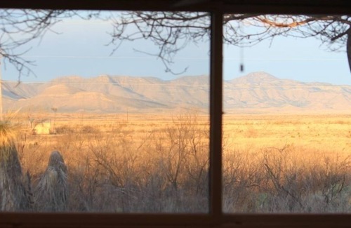 Marathon Casa | Rancho Villa! Auténtico Adobe Ranch House cerca de Big Bend Park.