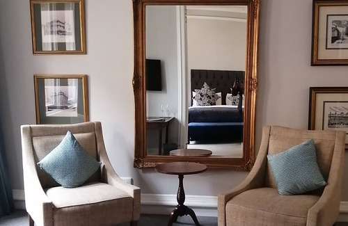 Downtown Johannesburg Hotel | Rand Club Suites