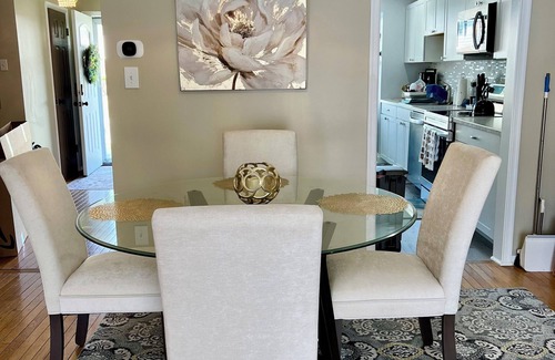 Randallstown Casa | Randallstown 3 Bedroom Townhome Gem