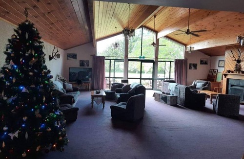 Murupara Cabina | Rangitaiki River Lodge Below Te Urewera Mountain Forest