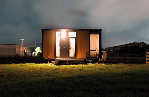 Otaki Beach Casa | Rangiuru Stream by Tiny Away