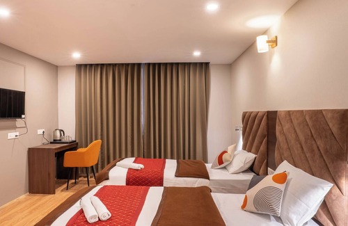 Sungava Hotel | Raniva
