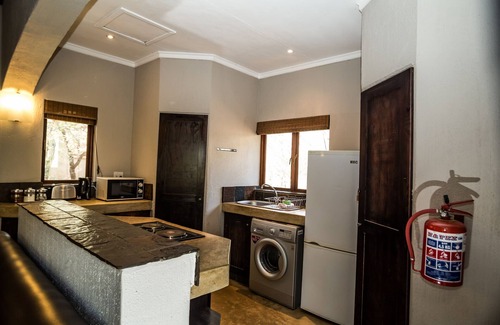 Hoedspruit Cabina | Raptors Lodge N16