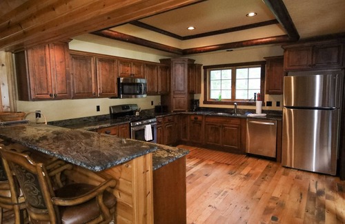 Northville Casa | CABINA DE REGISTRO DE LUJO- LAGO SACANDAGA! GRANDES 4 GRANDES FAMILIAS O DOS FAMILIAS PARA COMPARTIR