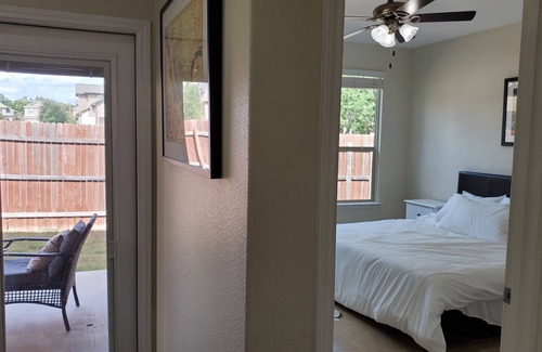 Austin Casa | Rare 4 Bedroom home minutes from restaurants and downtown entertainment