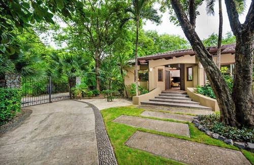Palm Beach Estates Villa | Rare Beachside 3BR 3BA Villa in Beautiful Playa Grande w/ AC, pool & pool table