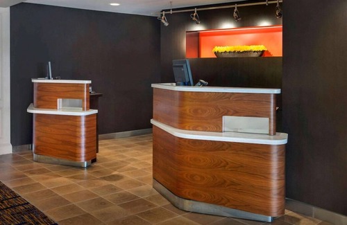 Woburn Casa | Rare Find! 3 Sleek Units, FREE Parking, Pets Allowed, Near Harvard University!