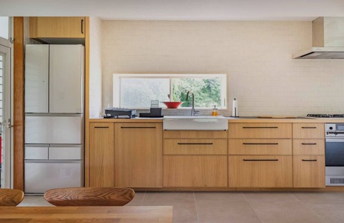 Futo Casa | Rare find! Spacious 3 BDR, Large Private hot spring, Spotless Modern Japanese