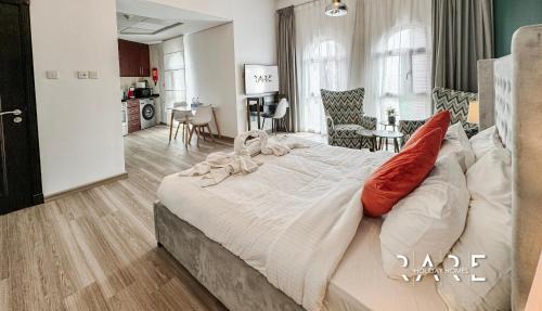 Discovery Gardens Apartamento | Rare Holiday Homes - Mediterranean Cluster - Near Ibn Battuta Mall - Discovery Garden - Building# Med 85 - R403