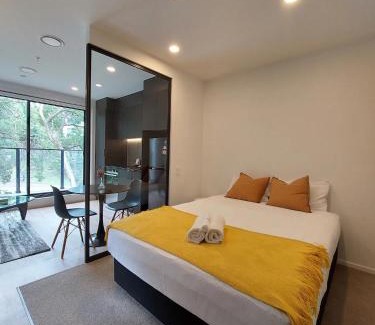 Newton Apartamento | Rare park view gem