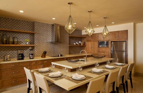 Los Cangrejos II y ÌII Condominio | Rare Penthouse at Grand Solmar Rancho San Lucas Available for Thanksgiving Week!