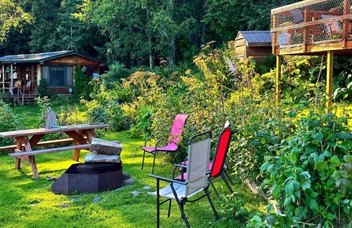 Homer Casa | Raspberry cottage