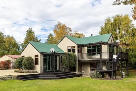 Wanaka Casa | Rata Street Retreat
