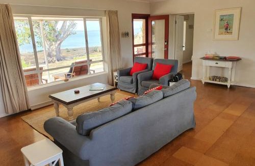 Pelican Lagoon Casa | Ratcliff Cottage