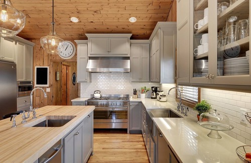 Breezy Point Cabina | ¡CLASIFICADO UNO DE LOS TOP VRBO'S POR LA REVISTA MENSUAL MN! DISEÑADOR INTERIOR PROPIO