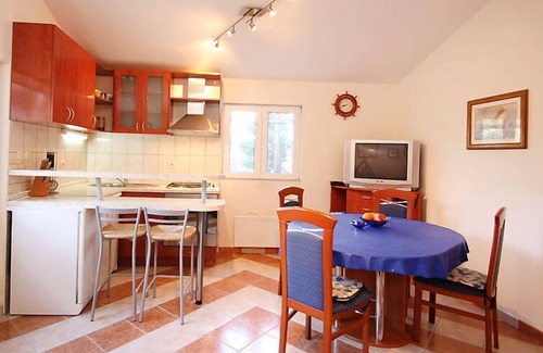 Rogac Casa | Ratimir by Interhome