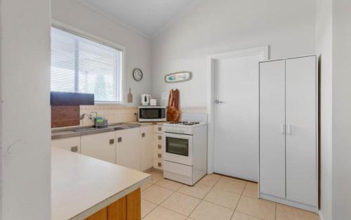 Port Elliot Casa | Ratties Residence 6 Carnegie St Port Ellliot - No Linen Included