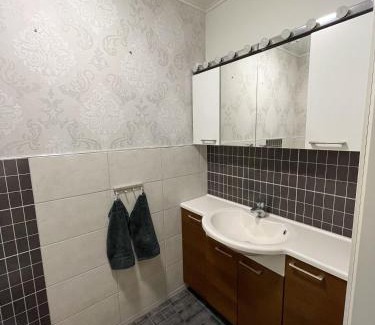 Lehmo Apartamento | Rauhallinen ilmastoitu paritalo, Sauna, Terassi, Autokatos