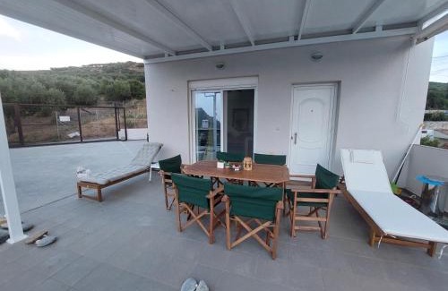 Kolymbari Villa | Ravdoucha House by Dionisios