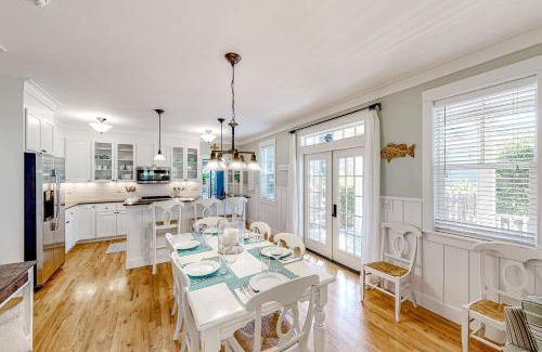 Nelscott Casa | Raven's Hideaway