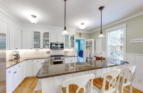 Nelscott Casa | Raven's Hideaway