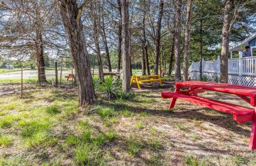 Albany Casa | Ravenna Pond Retreat