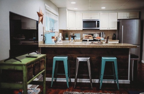Badger Apartamento | Raven’s Nest - Cozy, Northern Lights, Private