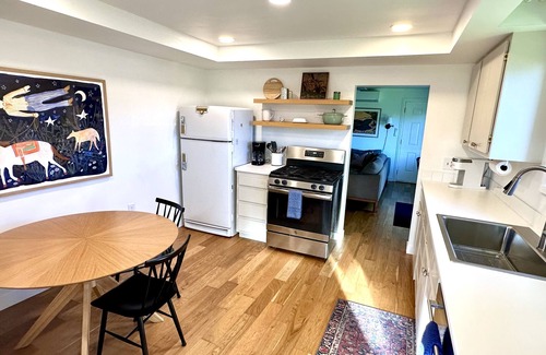 Teasdale Otro | Ravens Roost: Family Farmhouse Near Capitol Reef