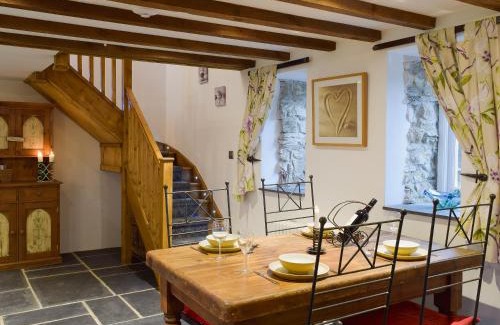 Haverfordwest Casa | Ravens Roost