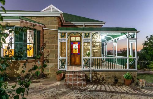 Oudtshoorn Casa | Ravenscliff Self Catering